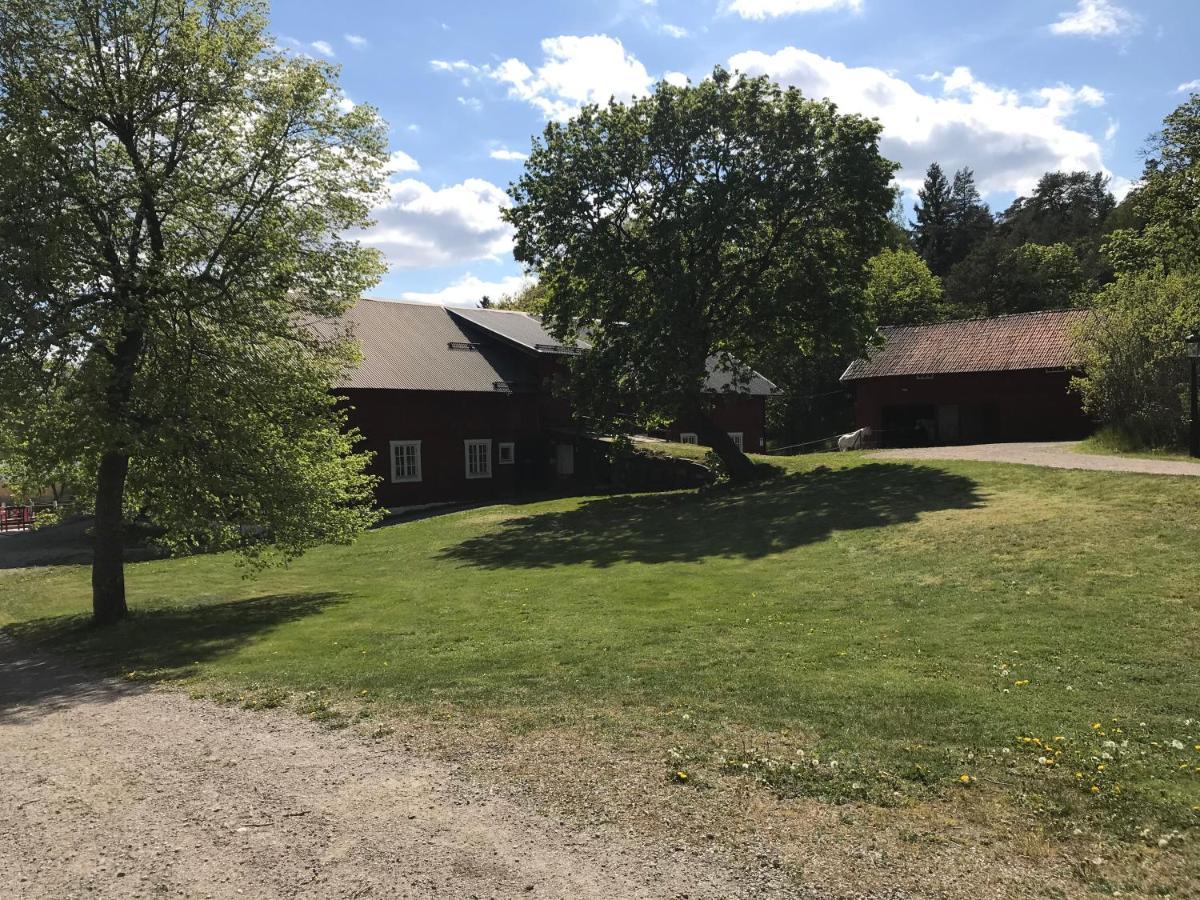 Nice Holiday House At Horse Farm With Lake And Sauna Holo  Exterior foto